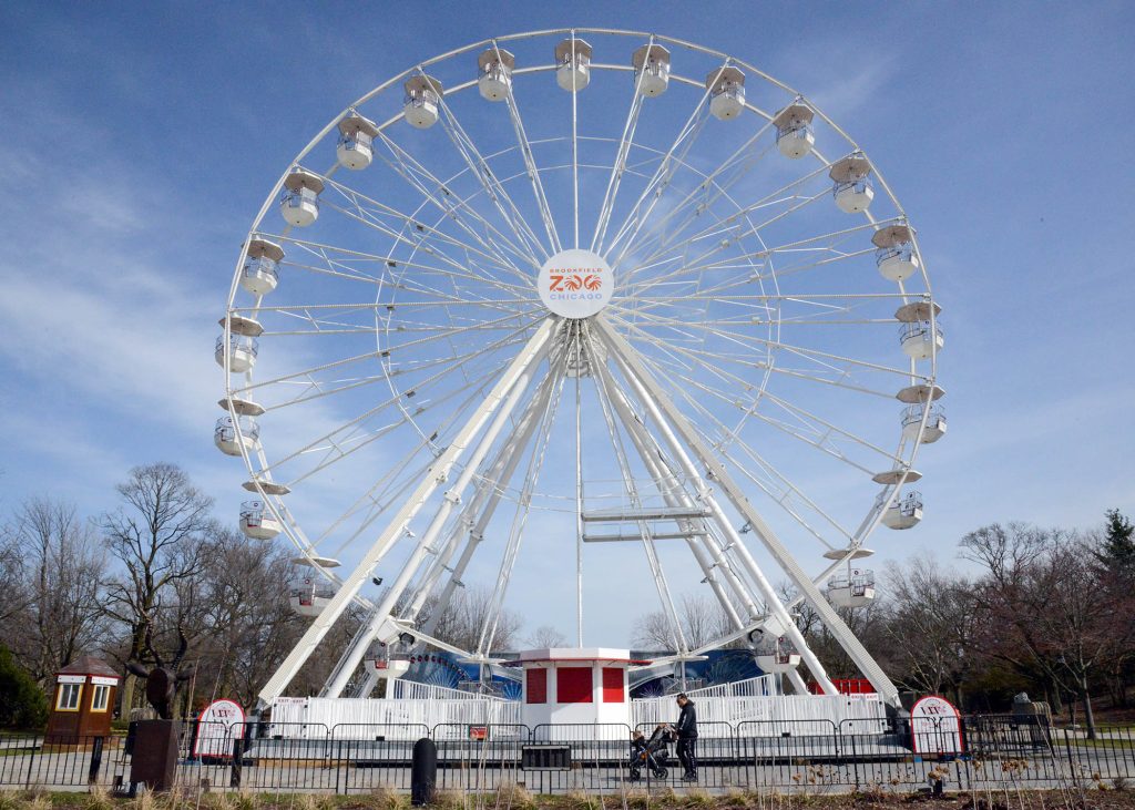 New DCASE Commissioner Lolla Lineup Common Decency To Replace Lost Lake