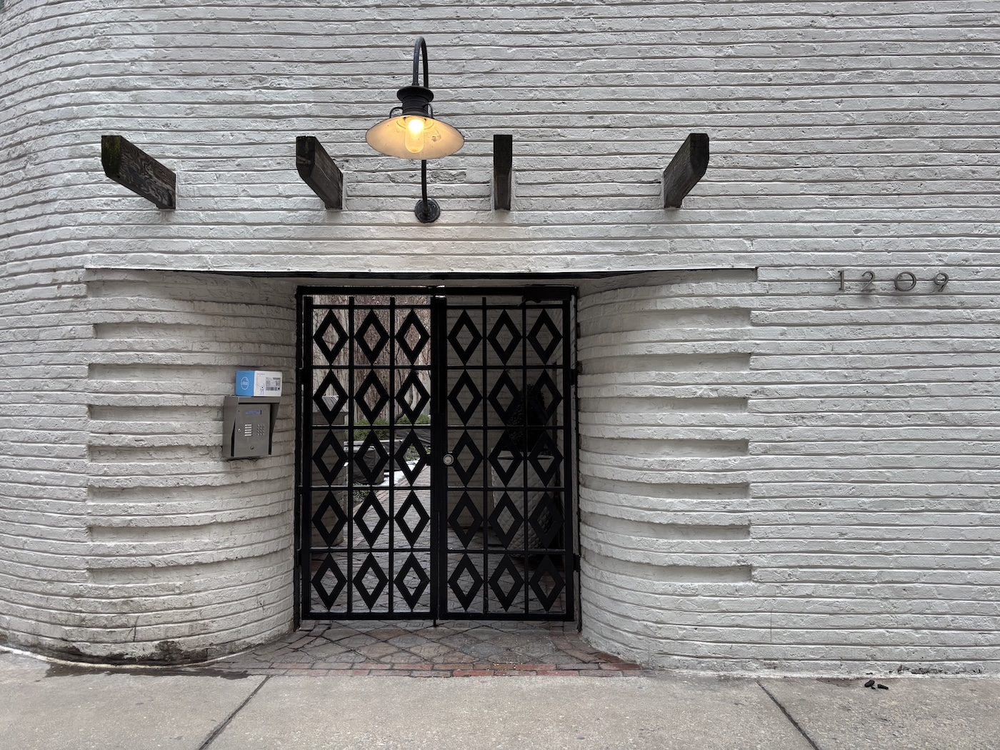 Today In Culture, Thursday, February 19, 2026: Chicago Avenue’s Dining Boom | Pritzker Upzones Illinois | Lucian Freud Vs. Influencers