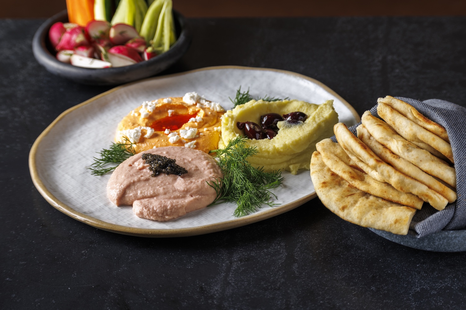 Today In Culture, Monday, March 30, 2026: Congestion Pricing For Chicago? | Theaster Gates Honors David Drake | Trader Joe’s Coming to Uptown