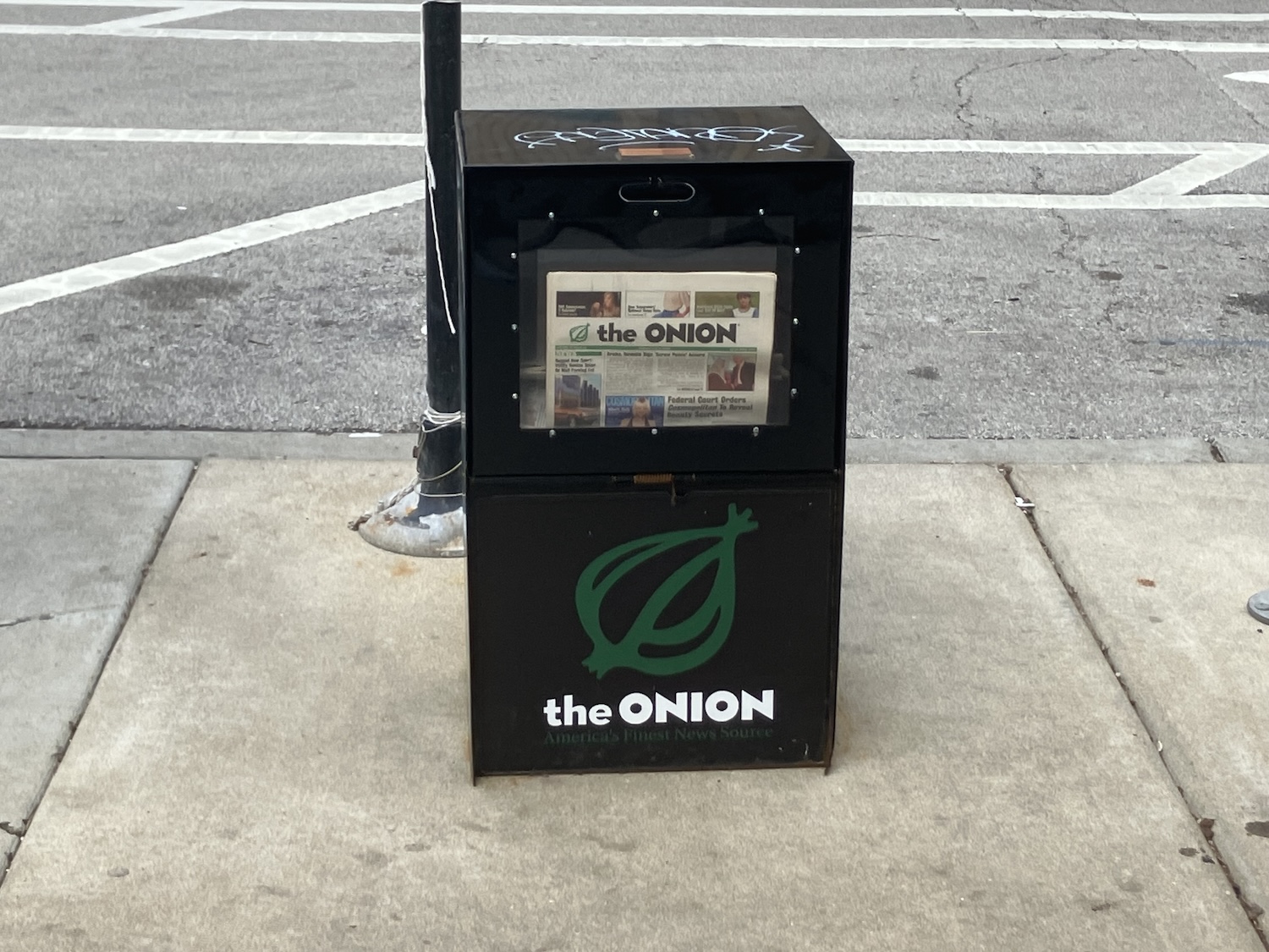 Today In Culture, Tuesday, March 31, 2026: Anticipating All Well | Ebertfest’s ”Last Dance” | Storefronts To Shun Jeffs